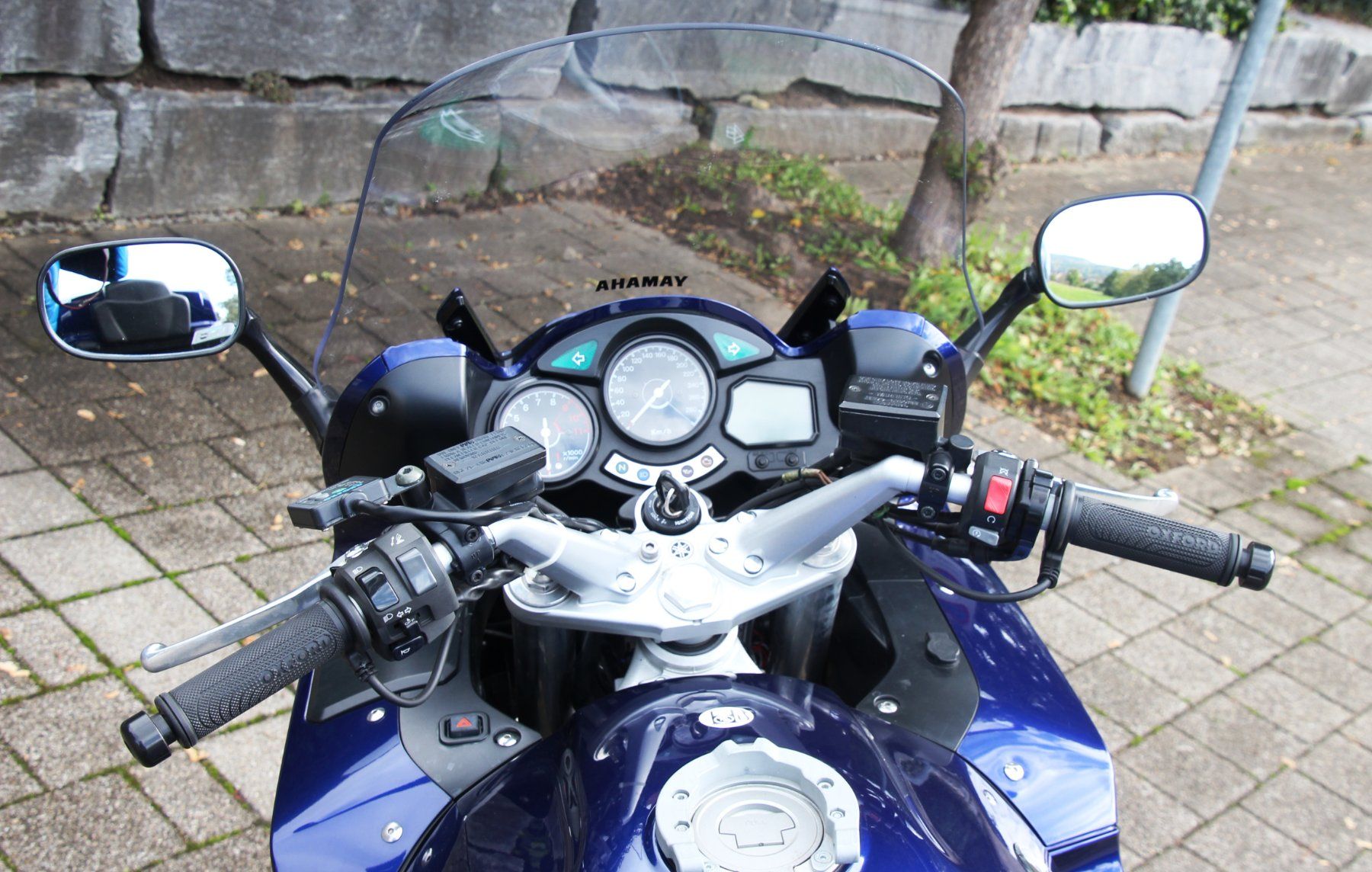 Yamaha FJR 1300 - Slika 2