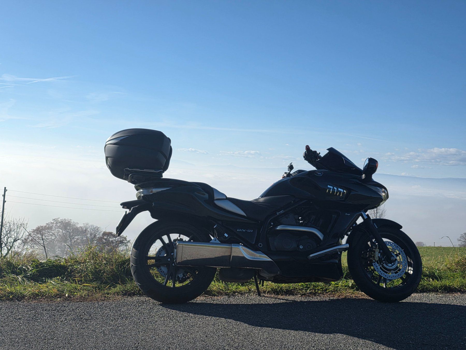 Exklusive Honda DN-01 - Slika 2